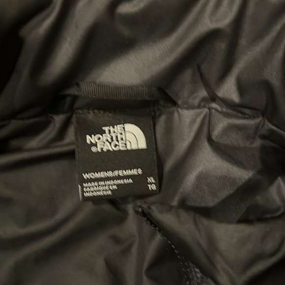 North face women’s puffer xl - Picture 2 of 5